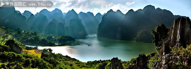 万峰湖