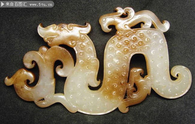 古代出土玉龙玉质配件图片